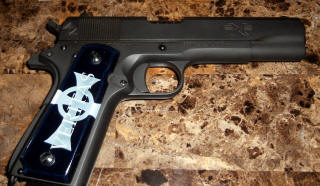 1911 with Custom SPD Grips