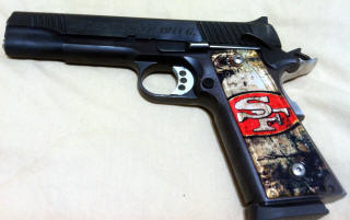 SF Custom SPD Pistol Grips on Desert Eagle 1911 G